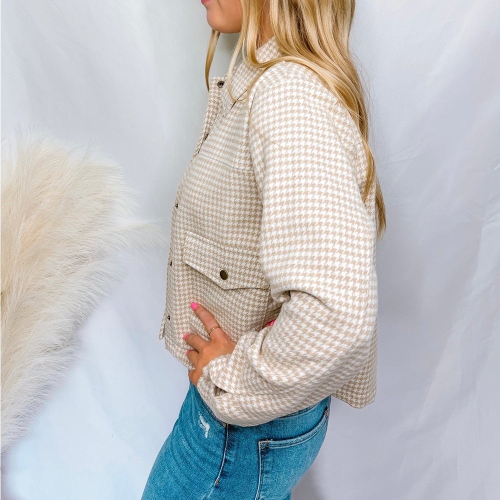 Hem & Thread Beige Houndstooth Jacket - Picture 4 of 8